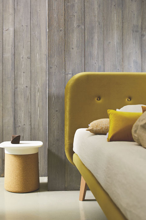 Letto-tessile-Dorsal-Simplicity-testiera-C85-trapuntata-dett